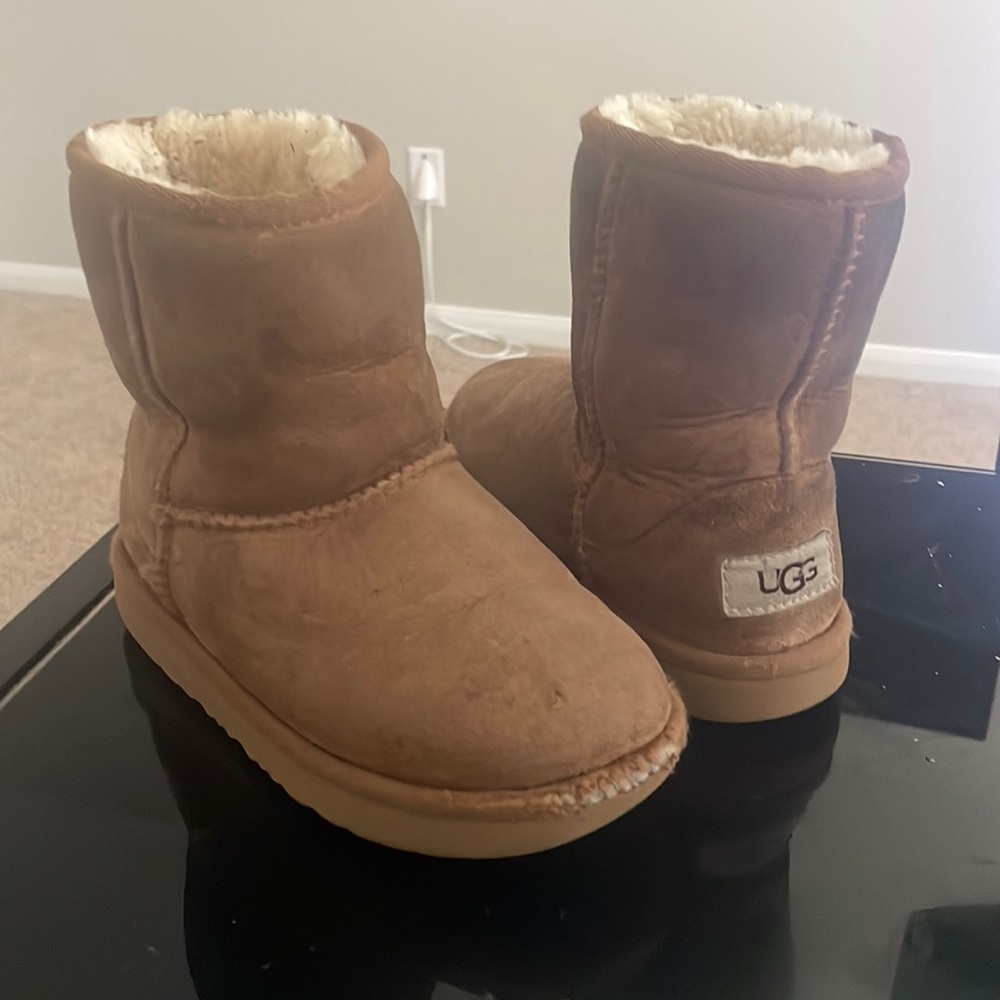 Tan Ugg Boots